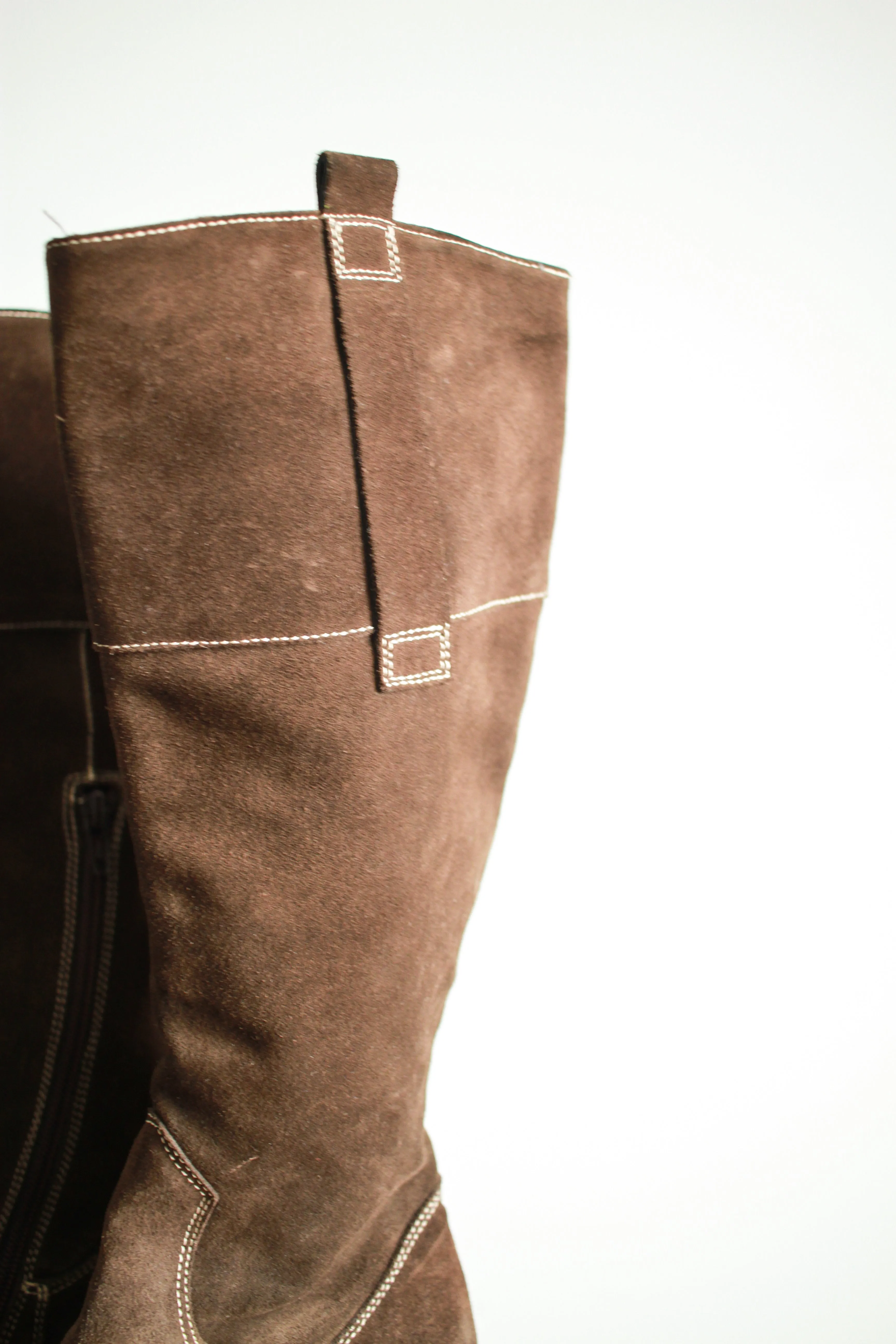 1980s Italian Suede Wester Square Toe Boots | 36