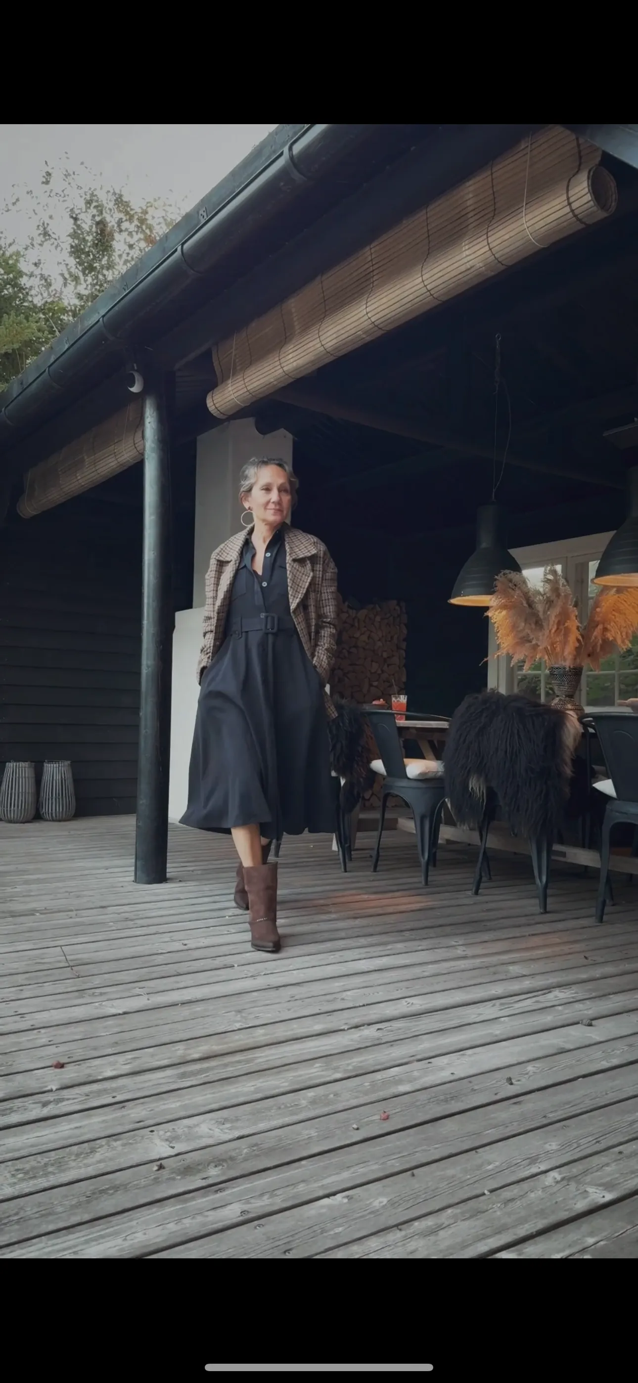BOOTS WITH COVER AND STUDS IN SUEDE - BROWN