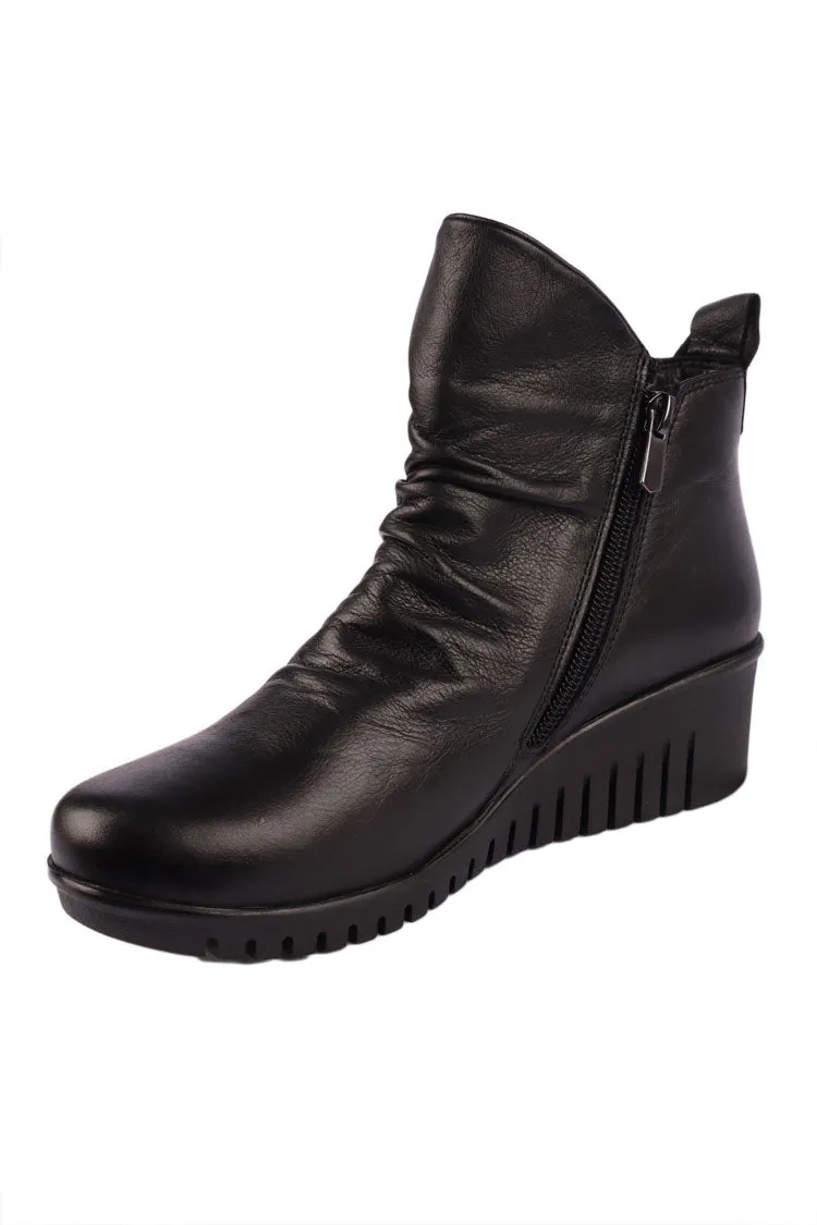 Ella Soft Leather Boots in Black