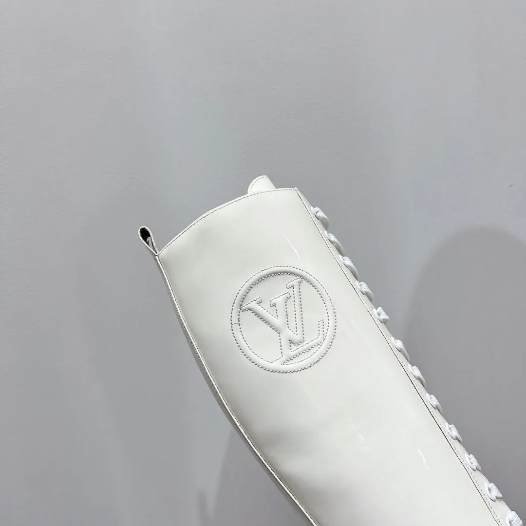 High Quality  LUV BOOTS 010