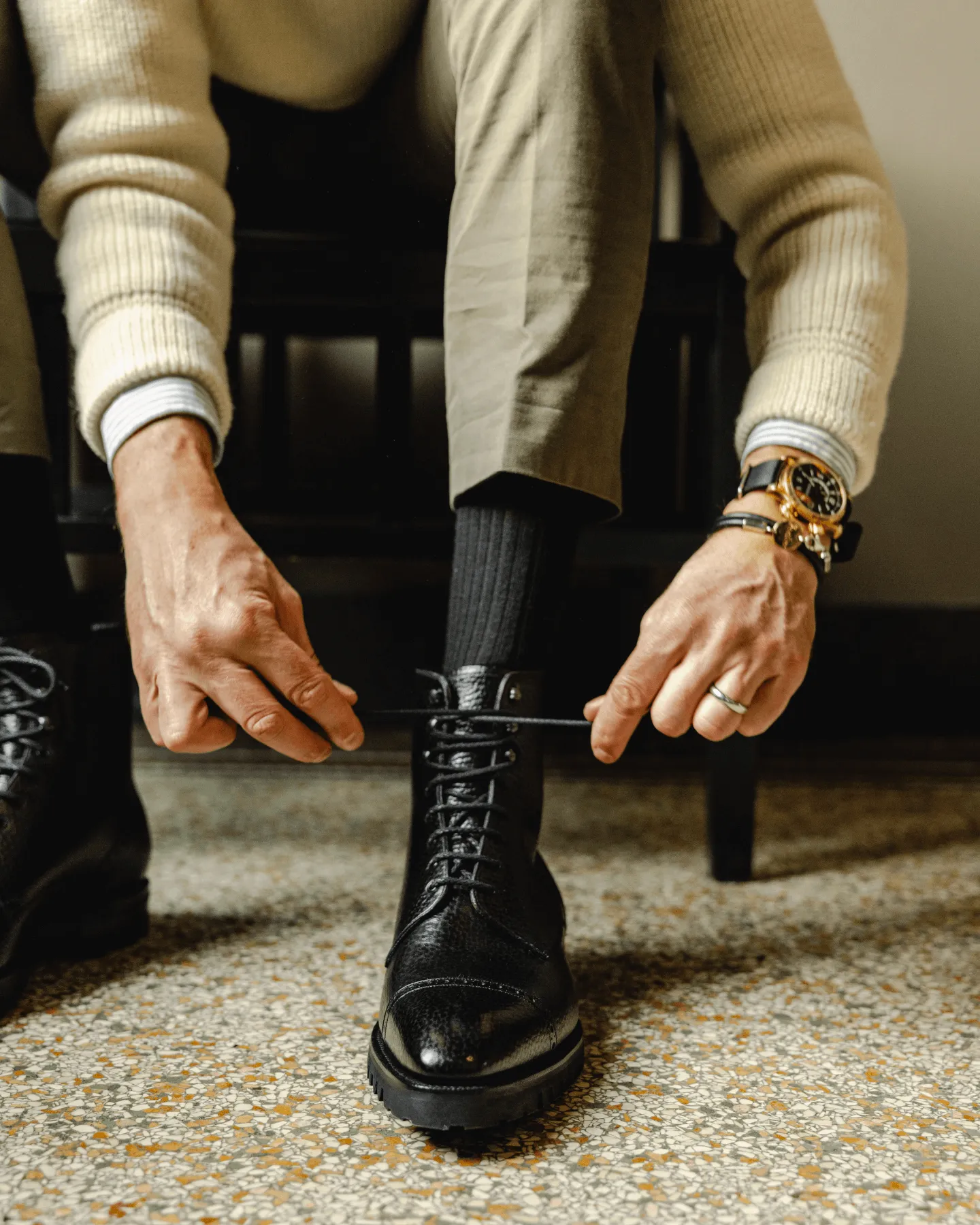 Urban Commando | English Grain | Black